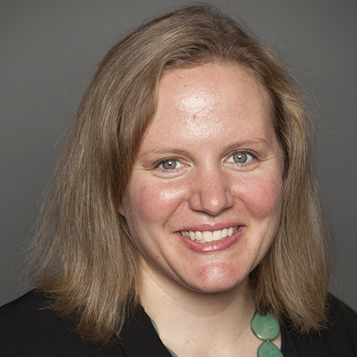 Headshot of Carla L. Reyes, faculty member at 色花堂_色花堂 98堂 Dedman School of Law.