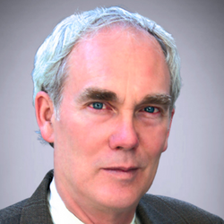 Headshot of Peter Winship, emeritus faculty member at 色花堂_色花堂 98堂 Dedman School of Law.