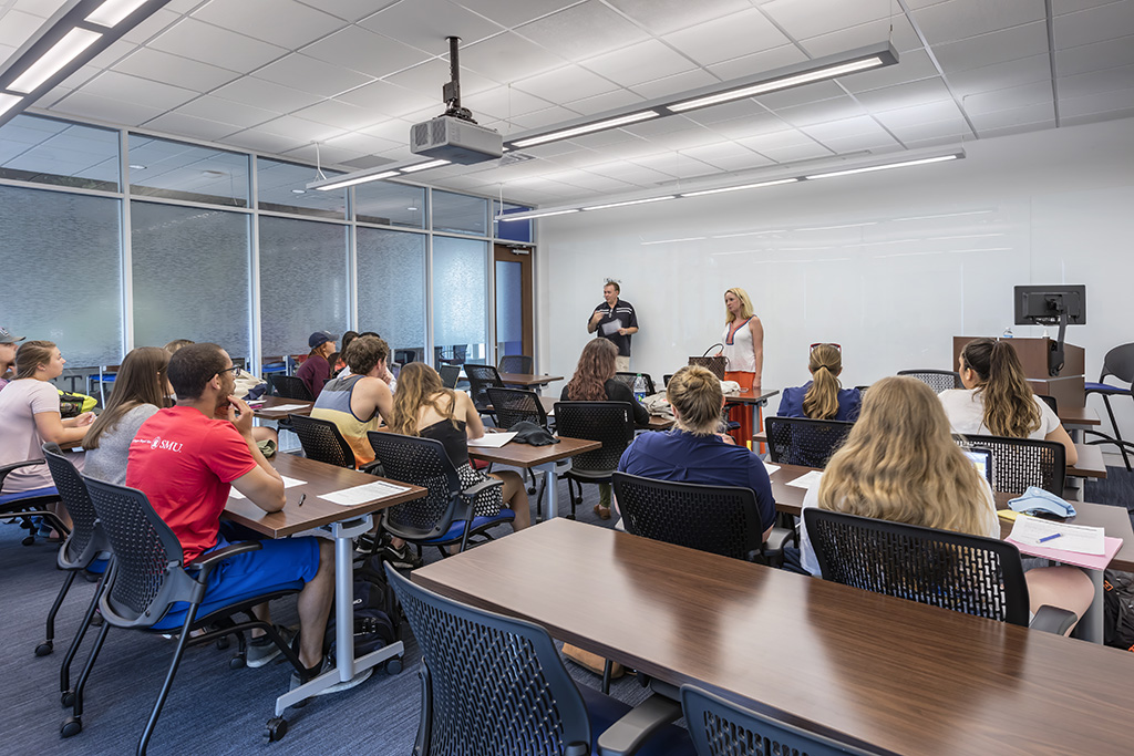 Harold Clark Simmons Hall - Classroom with students and instructors