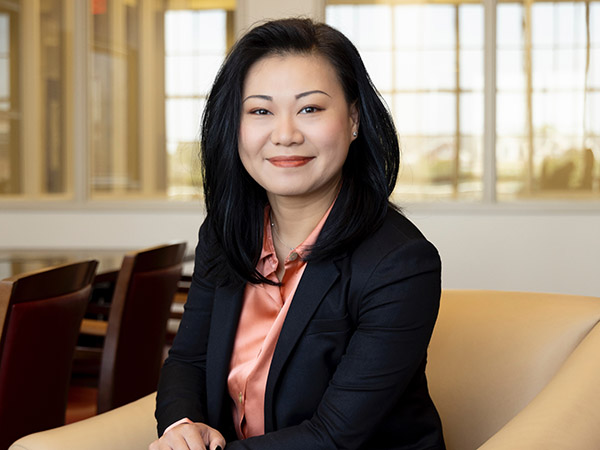 Dr. Xiaodan Hu 