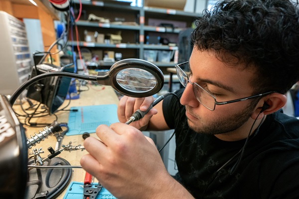 student - research 